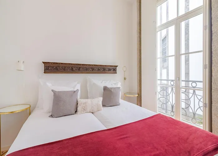 Апартаменты Quaint In The Heart Of