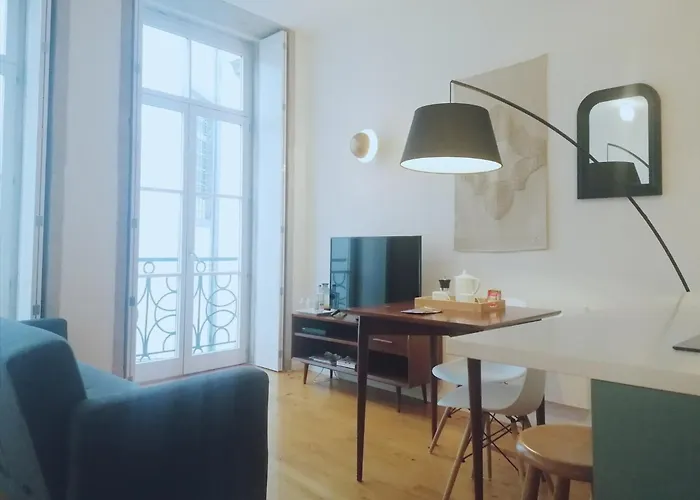 Апартаменты Quaint In The Heart Of *